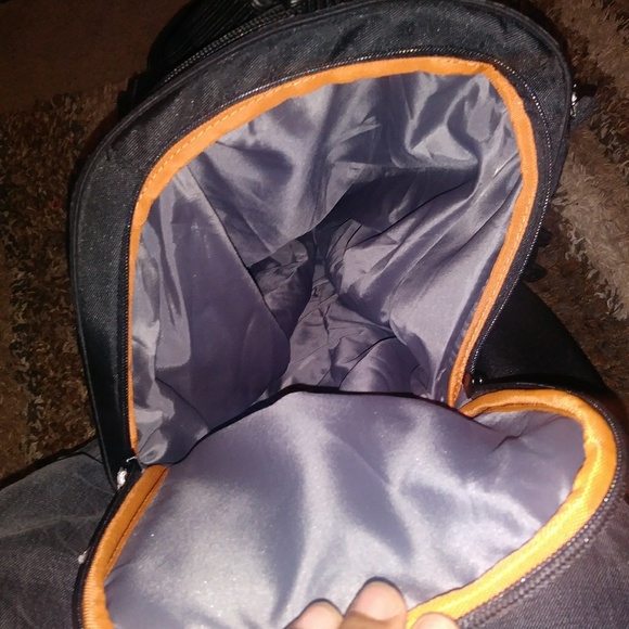 A Brand new REAL Timberland Duffle Bag - Picture 6 of 8